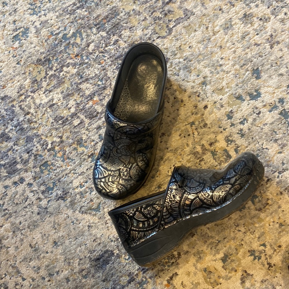 Dansko Nurse Shoes